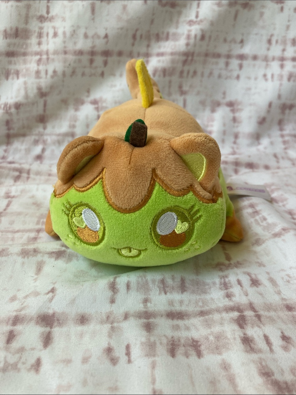 Aphmau MeeMeows 6-inch Plush Carnival Treats Mystery Caramel Apple Cat